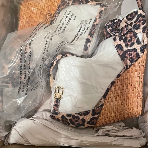 Jessica Simpson Womens Delirah Denim Ankle Strap Wedge Sandals NIB - Picture 4 of 10